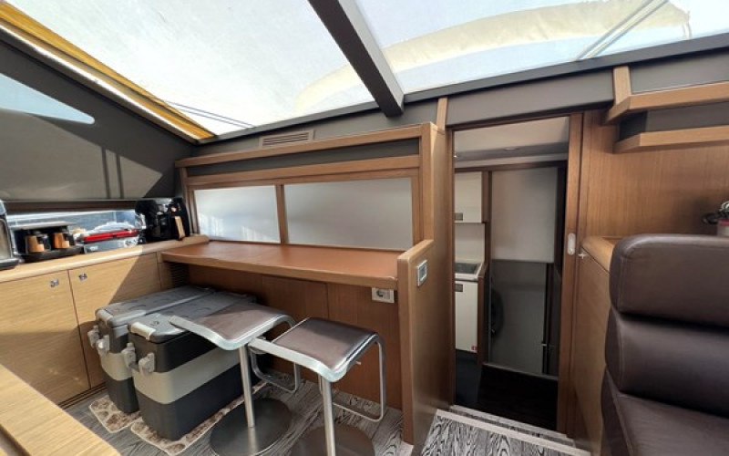 FERRETTI YACHTS Ferretti 800 NGV