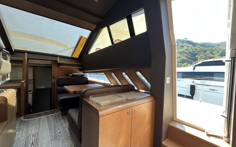 FERRETTI YACHTS Ferretti 800 NGV