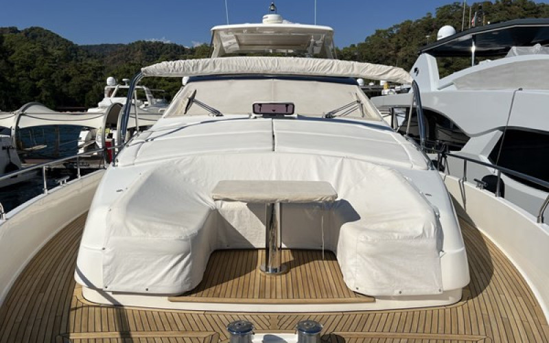 FERRETTI YACHTS Ferretti 800 NGV