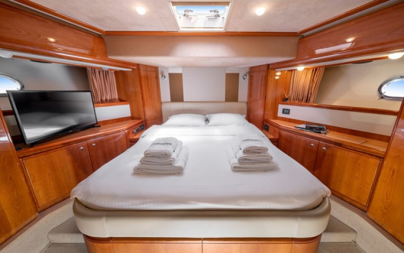 FERRETTI YACHTS 760 HARVESTER