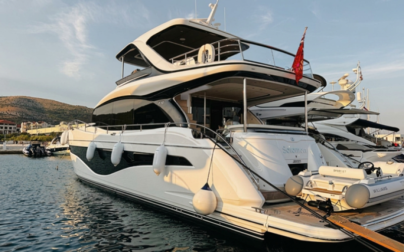 PRINCESS YACHTS Princess Y72 SOLOMON