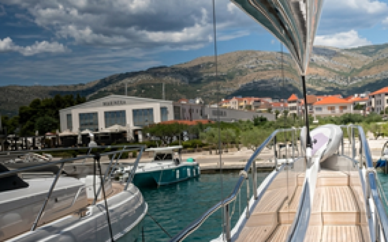 PRINCESS YACHTS Princess Y72 SOLOMON