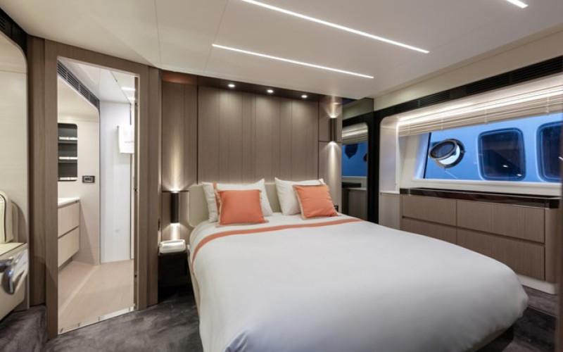 AZIMUT YACHTS Azimut 72 Flybridge SOLSTICE