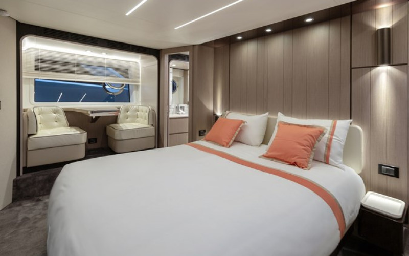 AZIMUT YACHTS Azimut 72 Flybridge SOLSTICE