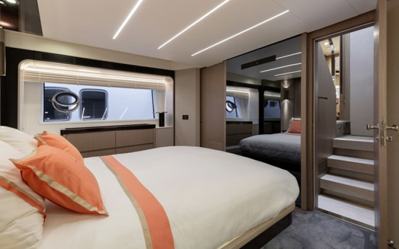 AZIMUT YACHTS Azimut 72 Flybridge SOLSTICE