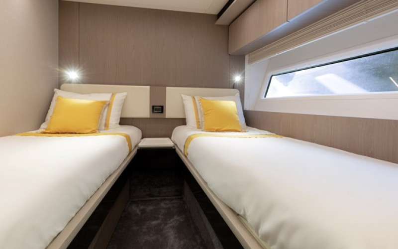 AZIMUT YACHTS Azimut 72 Flybridge SOLSTICE
