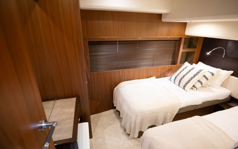 PRINCESS YACHTS LAVIMAR II