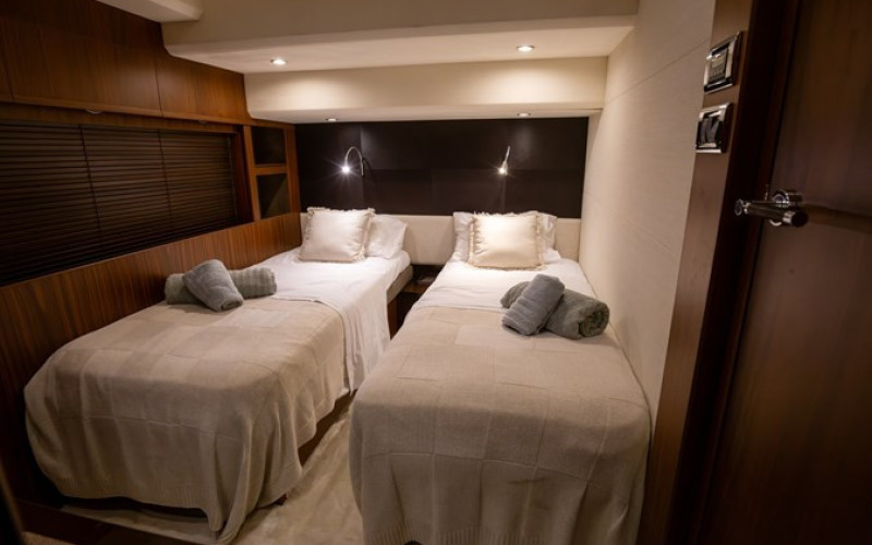 PRINCESS YACHTS LAVIMAR II