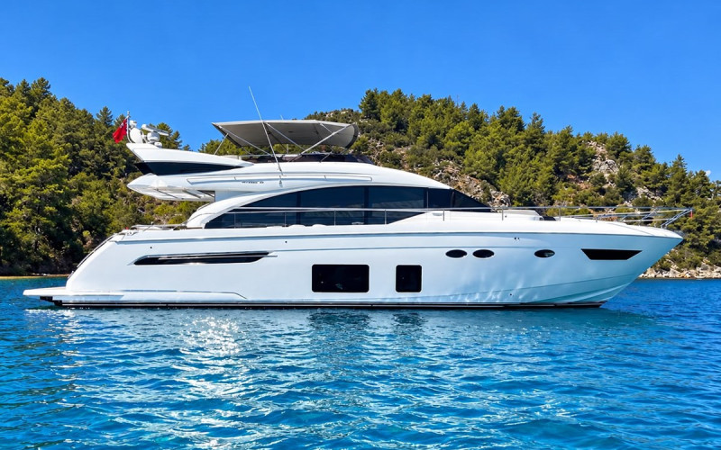 PRINCESS YACHTS Princess 68 DAPHNE