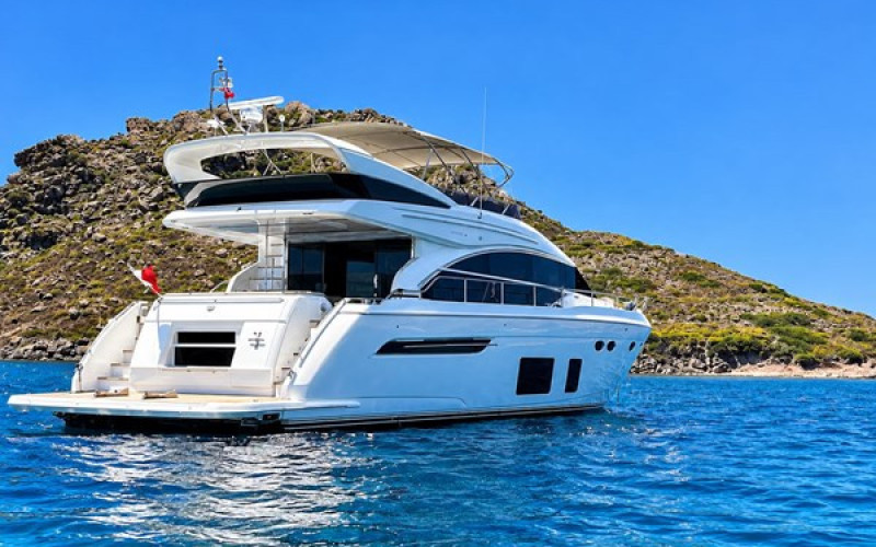 PRINCESS YACHTS Princess 68 DAPHNE