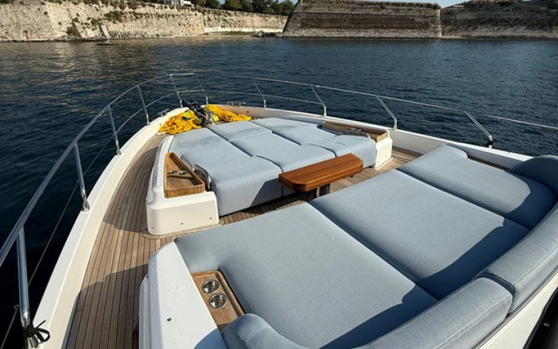 AZIMUT YACHTS Azimut Fly 68 AZIMUT FLY 68