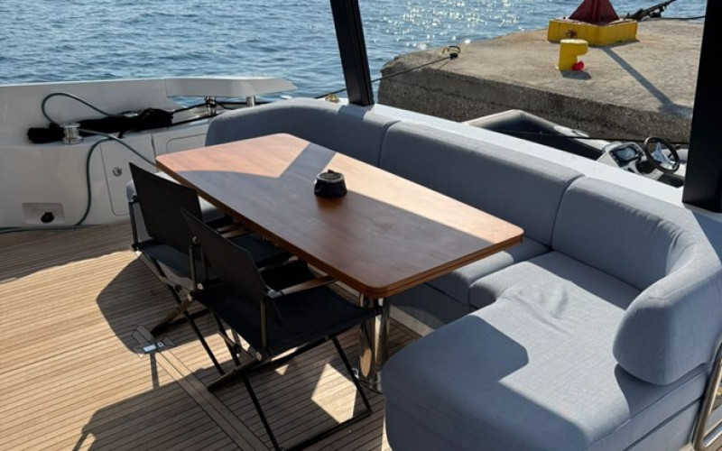 AZIMUT YACHTS Azimut Fly 68 AZIMUT FLY 68