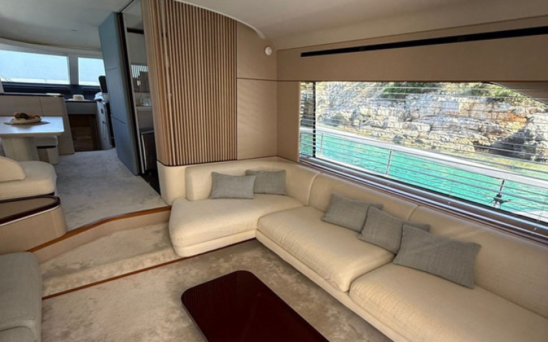 AZIMUT YACHTS Azimut Fly 68 AZIMUT FLY 68