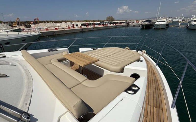 SUNSEEKER MANHATTAN 66 M/Y BISHWISH