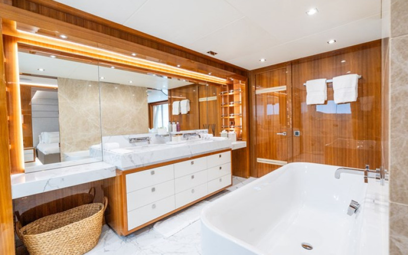 SUNSEEKER Sunseeker 131 ALADDIN