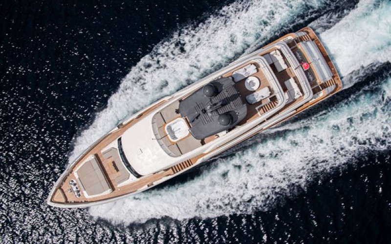 CUSTOM LINE Navetta 33 SK