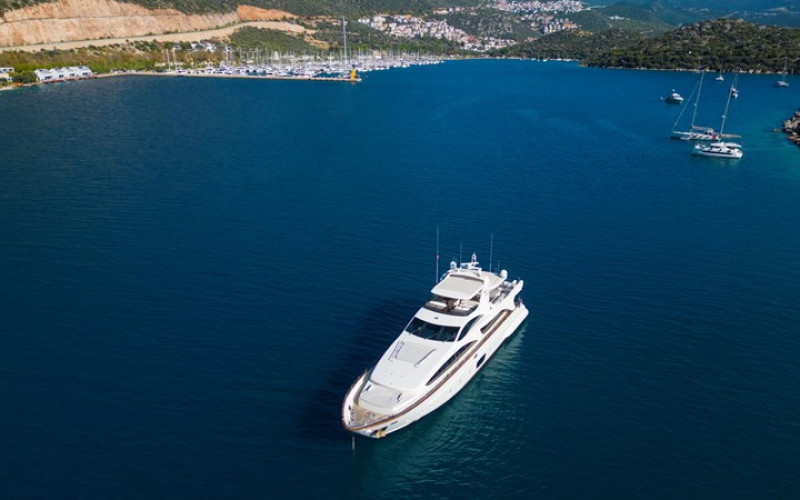 AZIMUT YACHTS 105 LA RUBIA