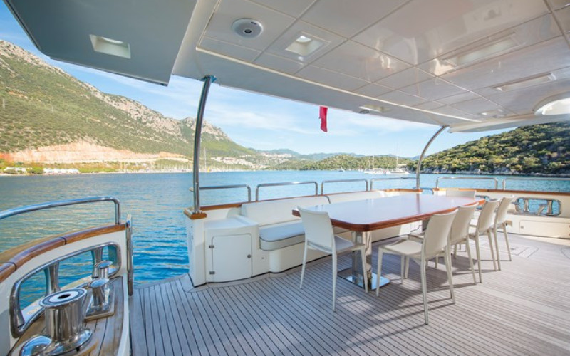 AZIMUT YACHTS 105 LA RUBIA
