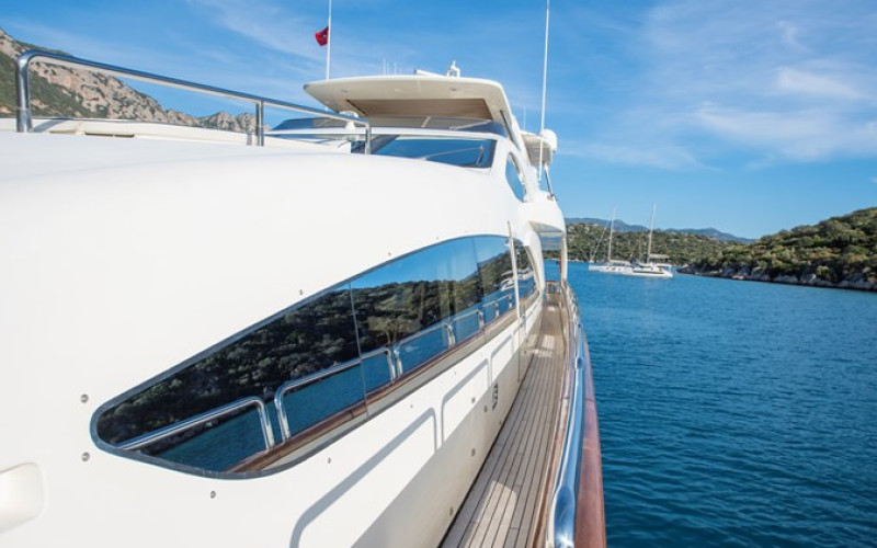 AZIMUT YACHTS 105 LA RUBIA