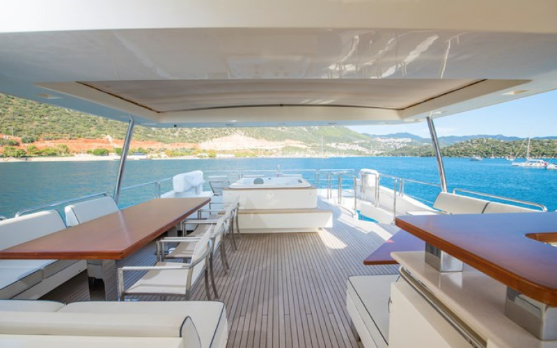 AZIMUT YACHTS 105 LA RUBIA