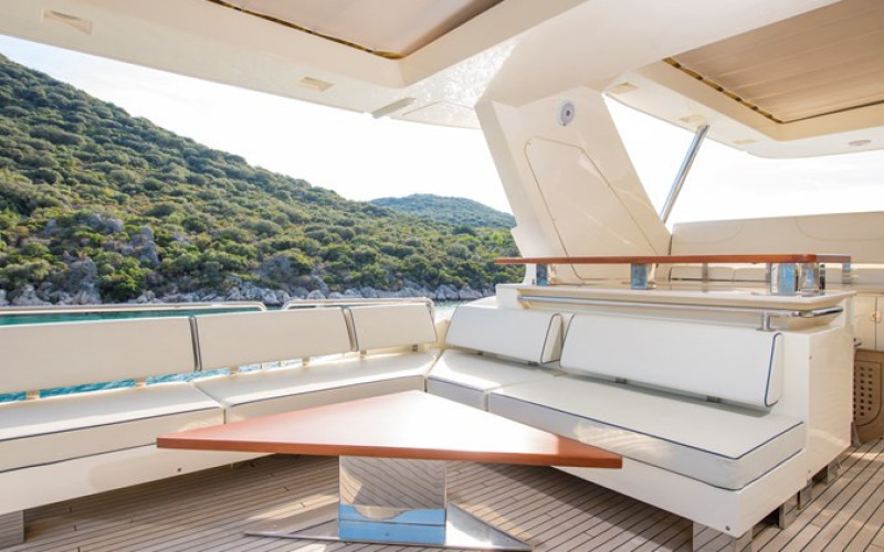 AZIMUT YACHTS 105 LA RUBIA