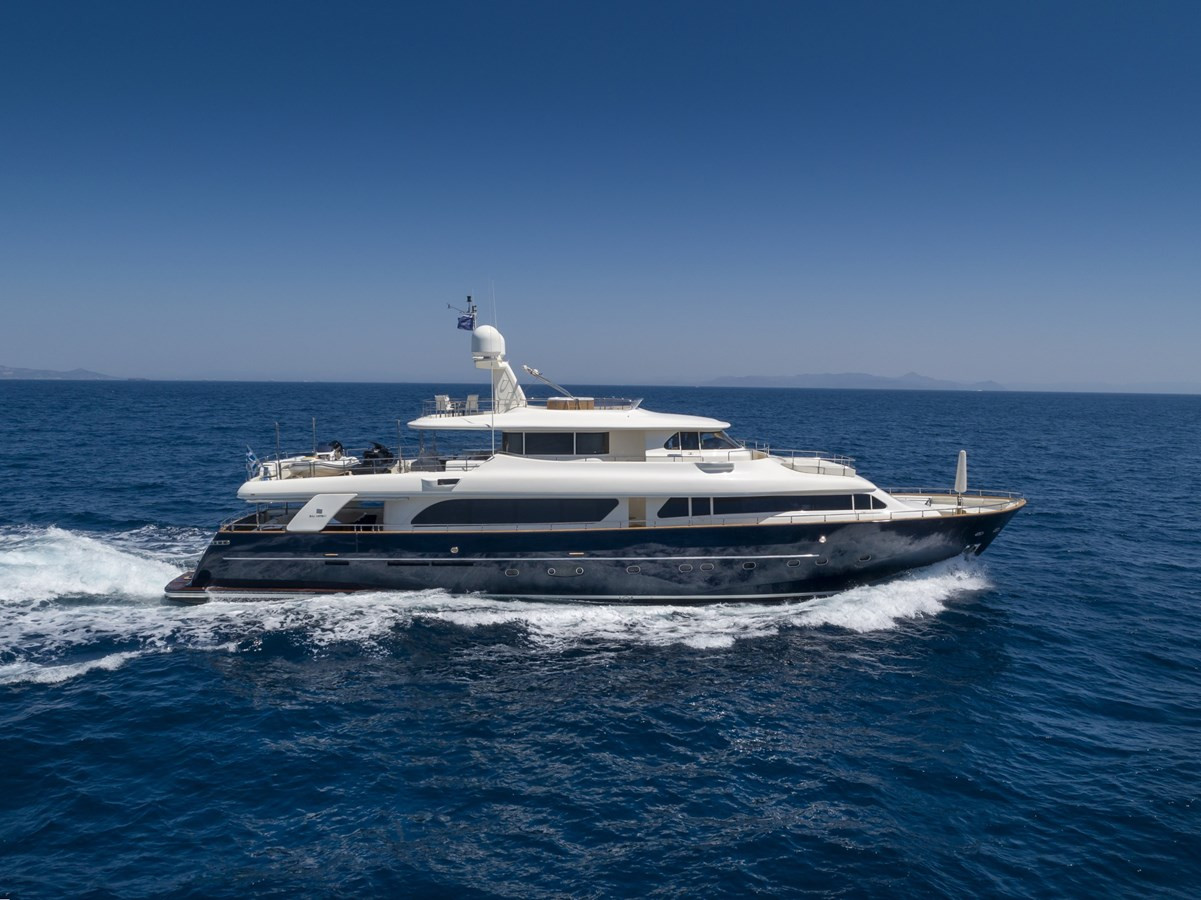 CUSTOM LINE NAVETTA 30 HAG