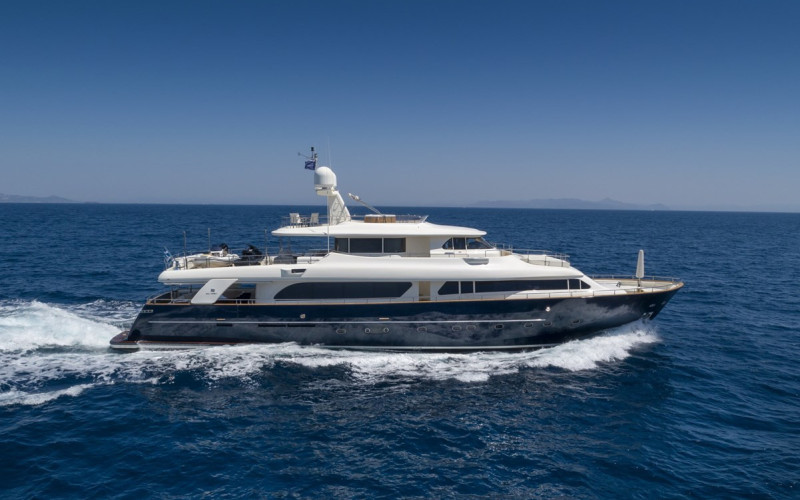 CUSTOM LINE NAVETTA 30 HAG