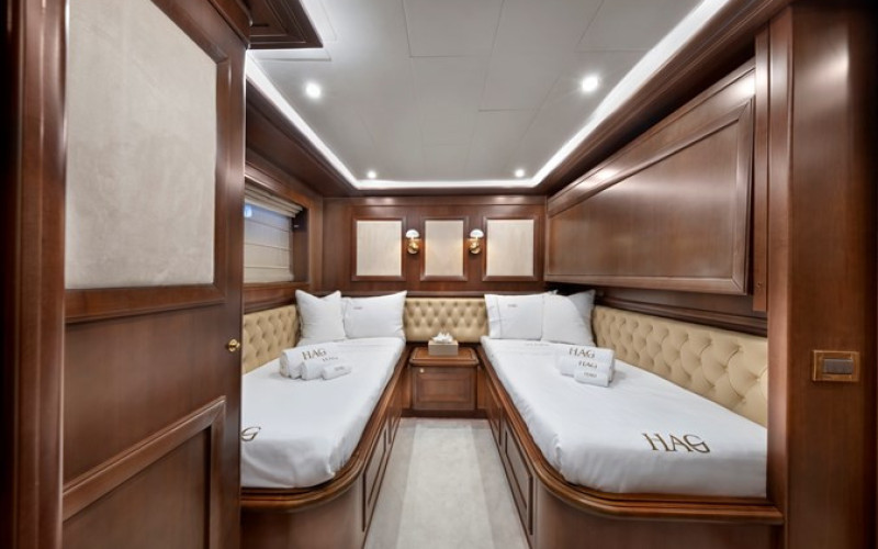 CUSTOM LINE NAVETTA 30 HAG