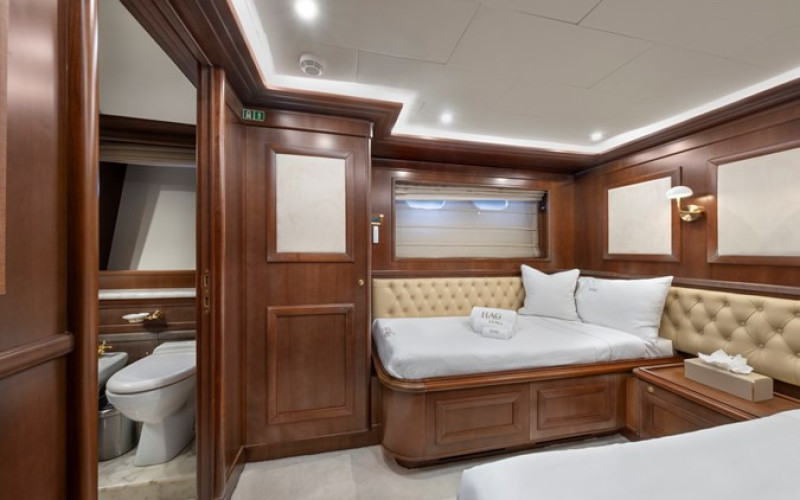 CUSTOM LINE NAVETTA 30 HAG