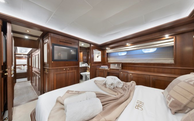 CUSTOM LINE NAVETTA 30 HAG