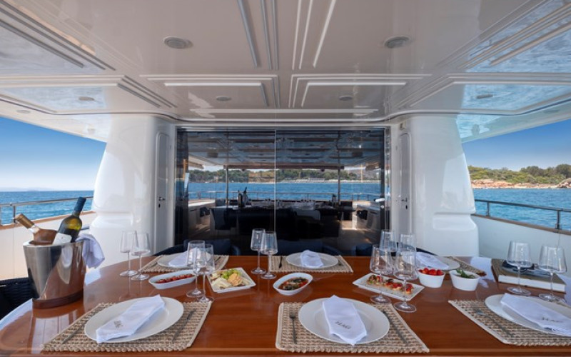 CUSTOM LINE NAVETTA 30 HAG