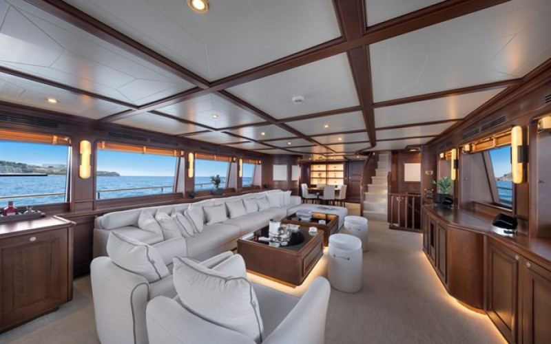 CUSTOM LINE NAVETTA 30 HAG