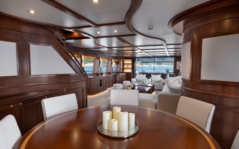 CUSTOM LINE NAVETTA 30 HAG