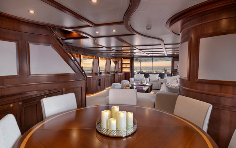 CUSTOM LINE NAVETTA 30 HAG