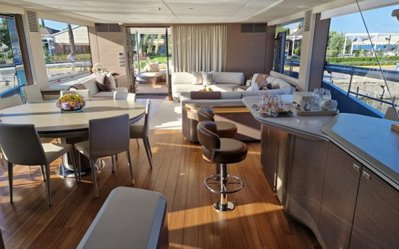 PRINCESS YACHTS X95 PRINCESS X95