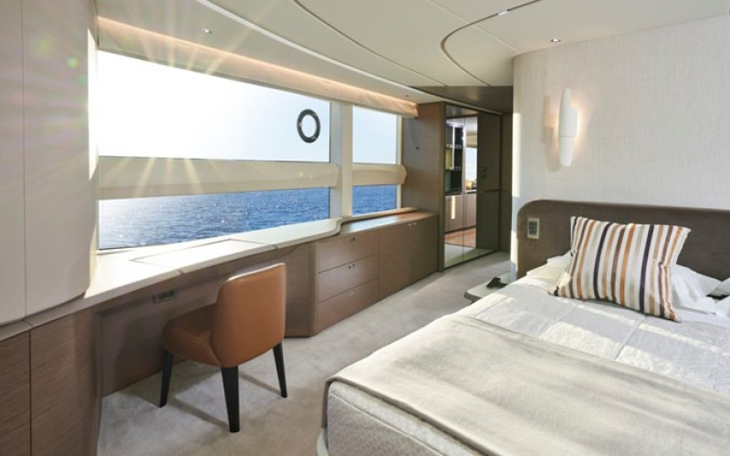 PRINCESS YACHTS X95 PRINCESS X95