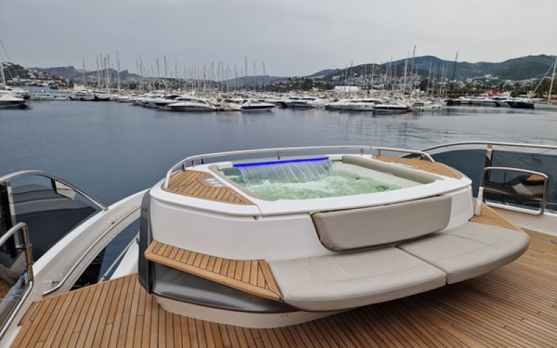 PRINCESS YACHTS X95 PRINCESS X95