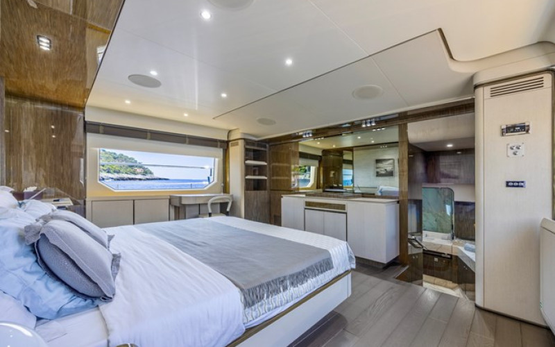 AZIMUT YACHTS 95 RPH ANASTASIA V