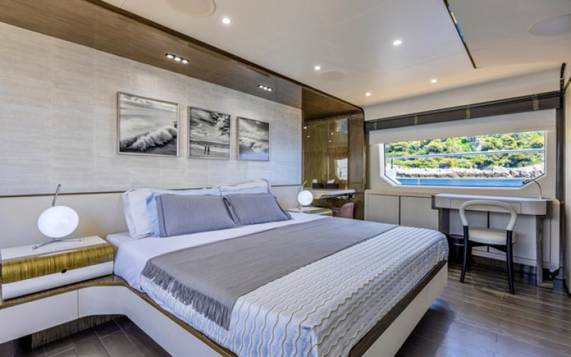 AZIMUT YACHTS 95 RPH ANASTASIA V