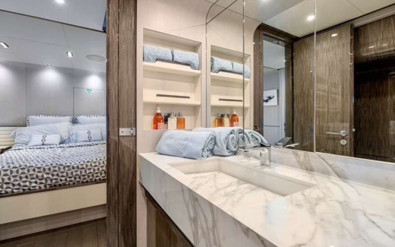 AZIMUT YACHTS 95 RPH ANASTASIA V
