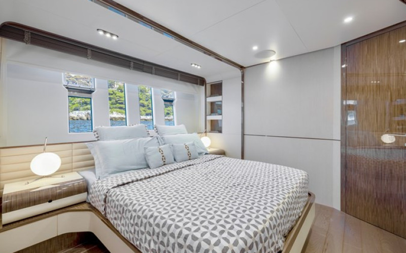 AZIMUT YACHTS 95 RPH ANASTASIA V