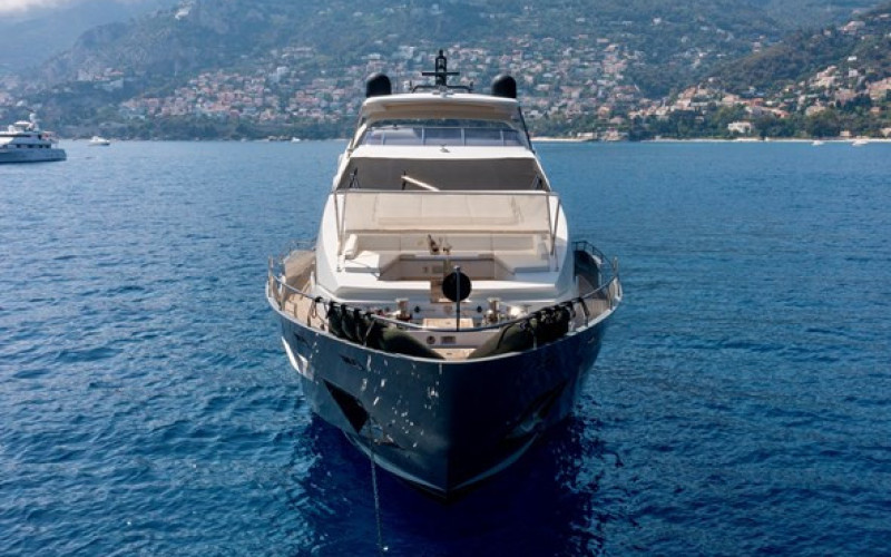 AZIMUT YACHTS 95 RPH ANASTASIA V