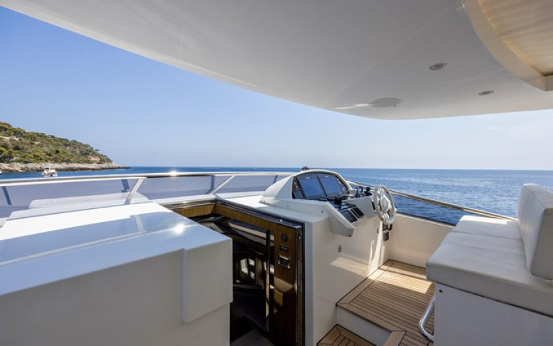 AZIMUT YACHTS 95 RPH ANASTASIA V