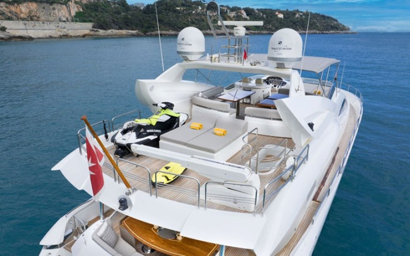 SUNSEEKER SUNSEEKER YACHT 90 