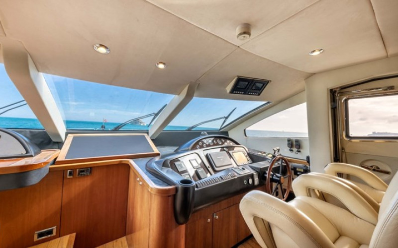 SUNSEEKER SUNSEEKER YACHT 90 