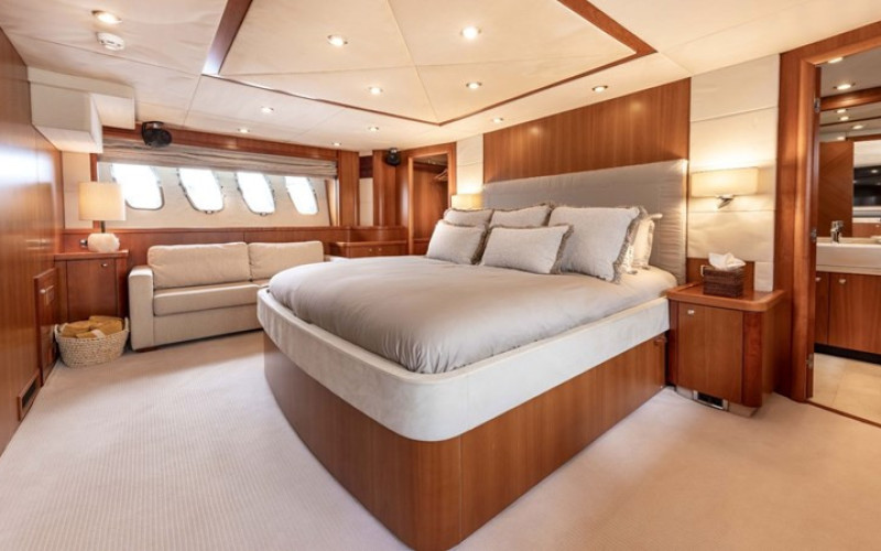 SUNSEEKER SUNSEEKER YACHT 90 