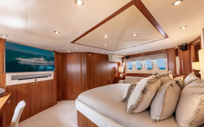 SUNSEEKER SUNSEEKER YACHT 90 