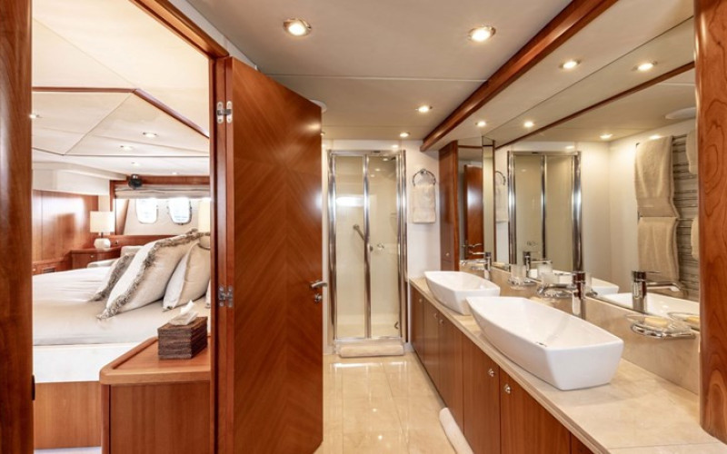 SUNSEEKER SUNSEEKER YACHT 90 