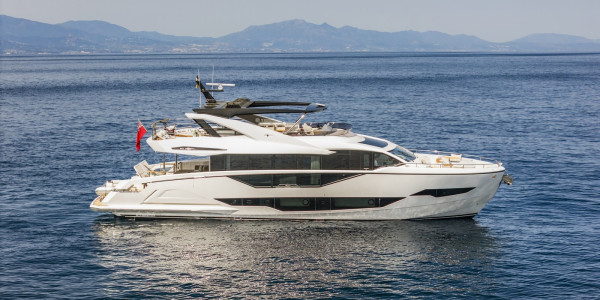SUNSEEKER 90 OCEAN W OF JERSEY