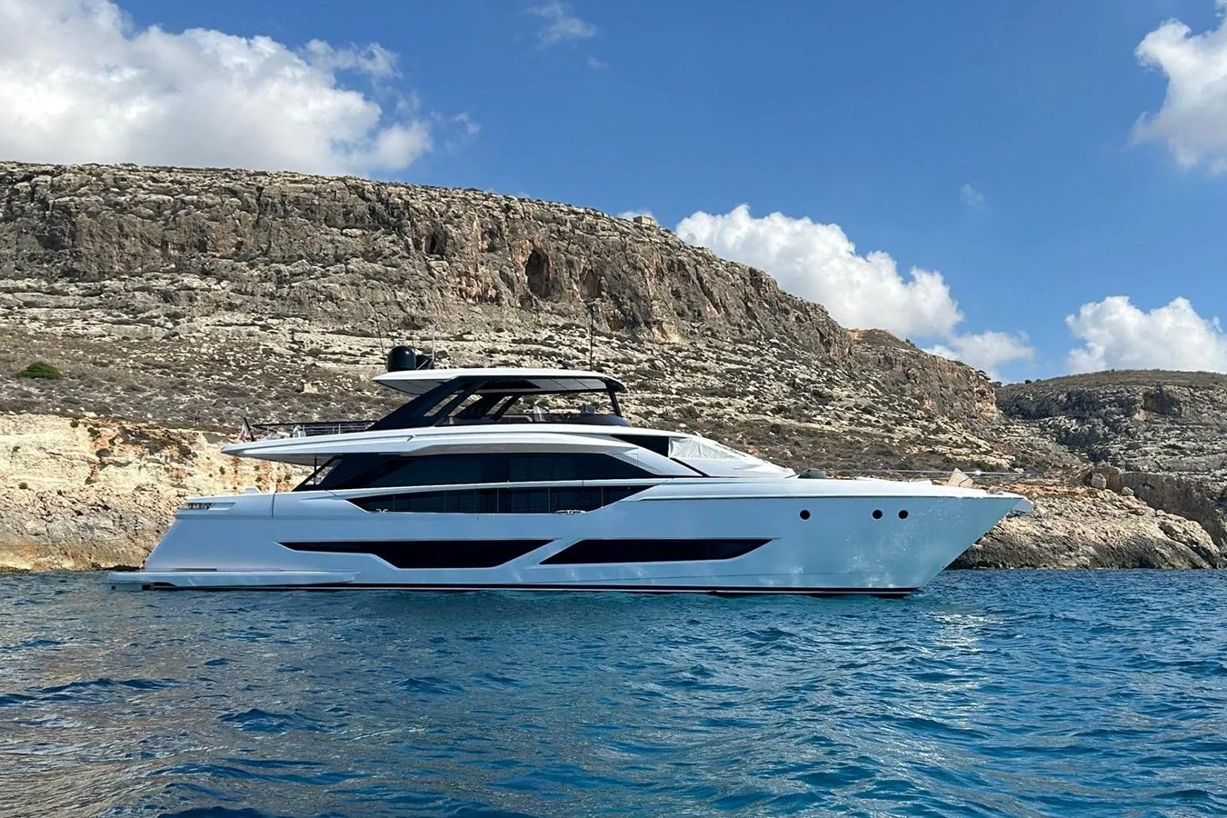 FERRETTI YACHTS Ferretti Yachts 860 SAVIENNE